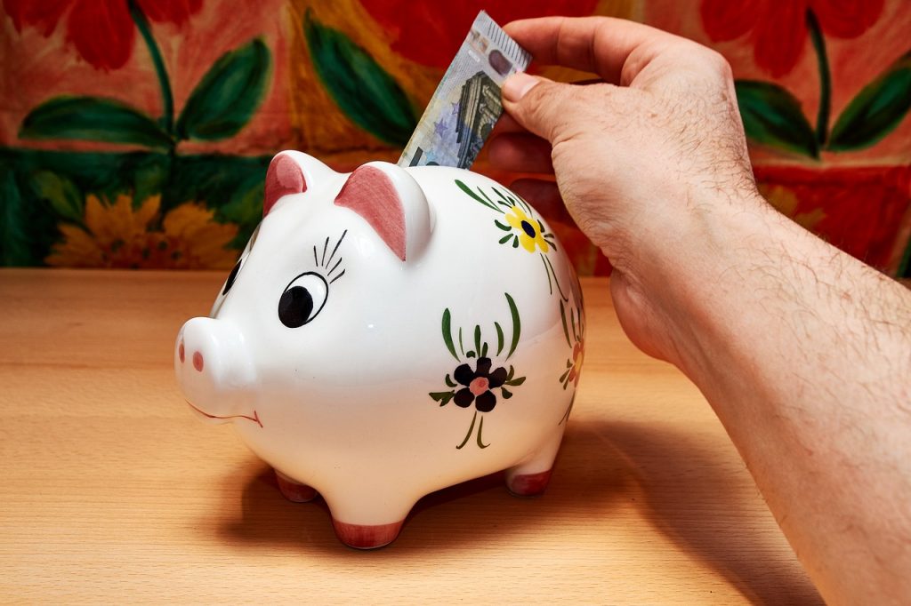 Poupar sem sacrifício – as melhores dicas para as suas finanças Poupar sem sacrifício – as melhores dicas para as suas finanças